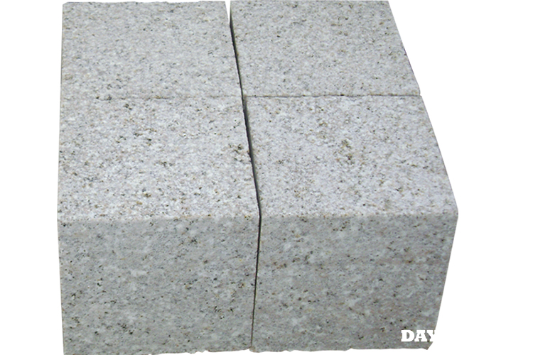 Cubes Yellow Granite G682 Top bushhammeredothers sides sawn 10x10x10cm